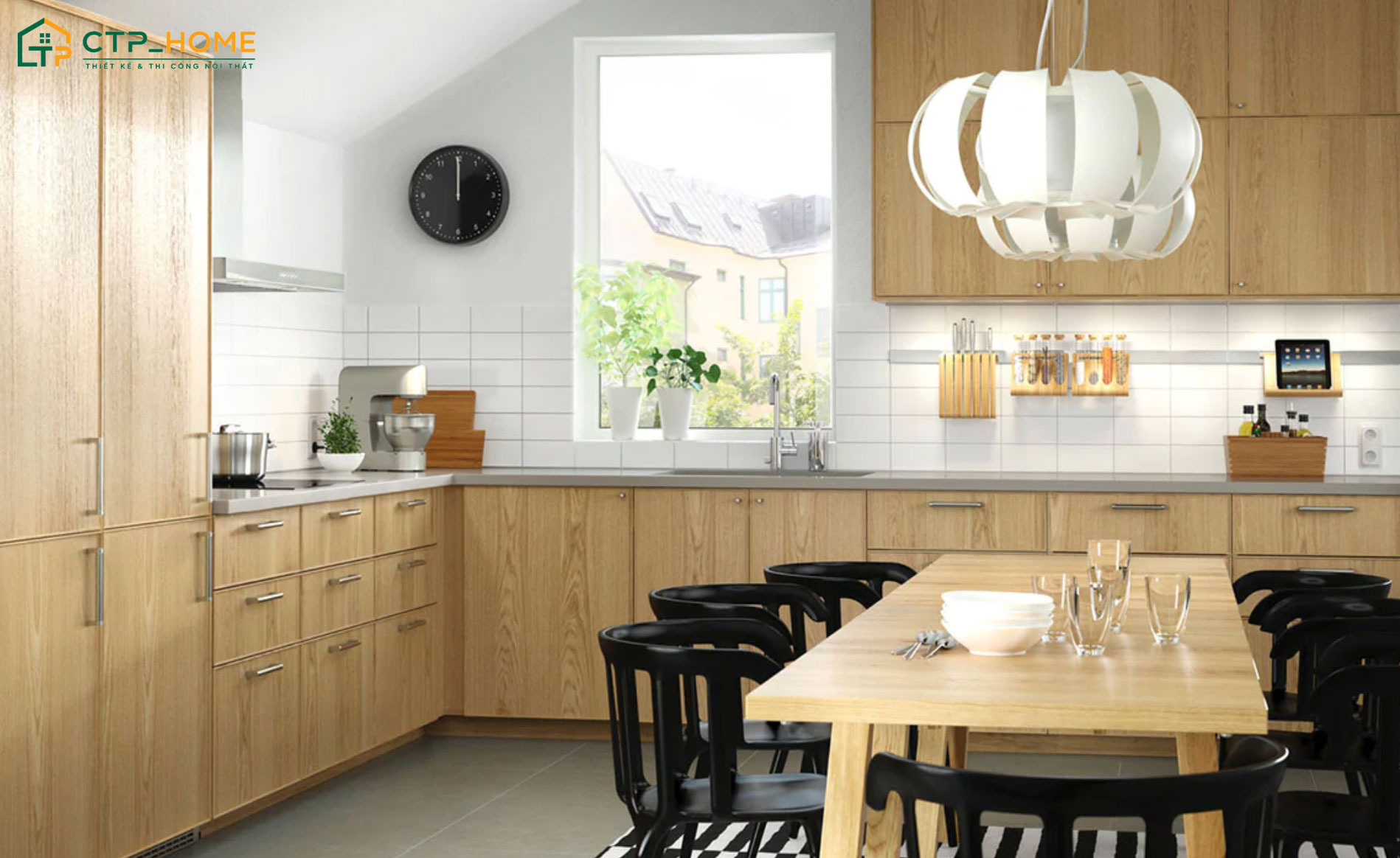 Cách trang trí phòng bếp nhỏ đẹp với tủ bếp chữ L sẽ mang lại cảm giác thông thoáng và thuận tiện trong sinh hoạt